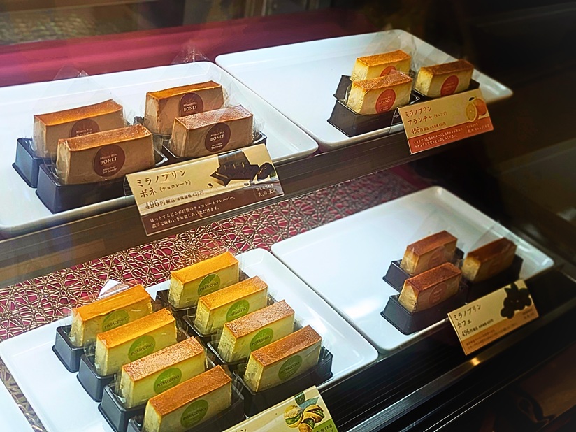 Milano Dolce Tre Spadeのショーケース画像(定番のミラノプリン)