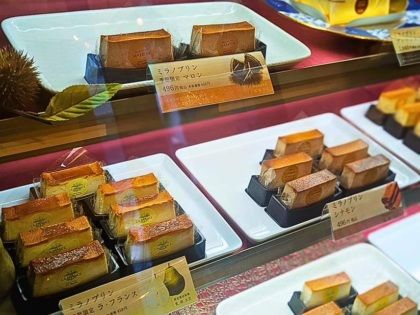 Milano Dolce Tre Spadeのショーケース画像(季節限定のミラノプリン)