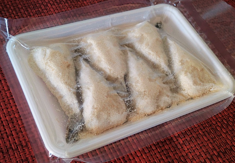 3D急速冷凍、真空包装された丸昇水産のエビフライ