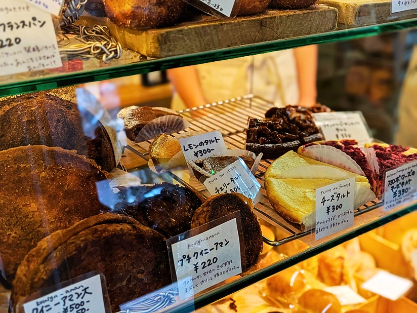 カタネベーカリーの店内パンの画像