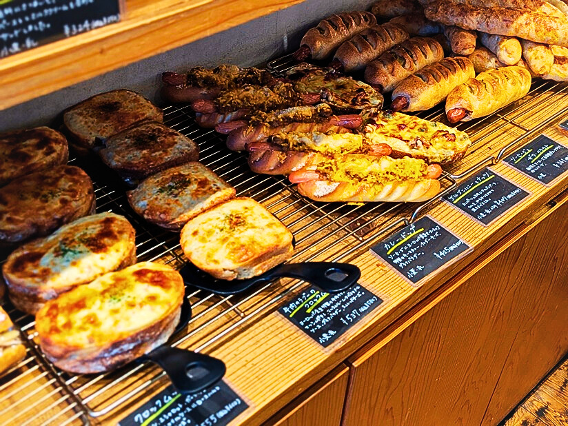 ミカヅキ堂の店内パンの画像(惣菜パン)